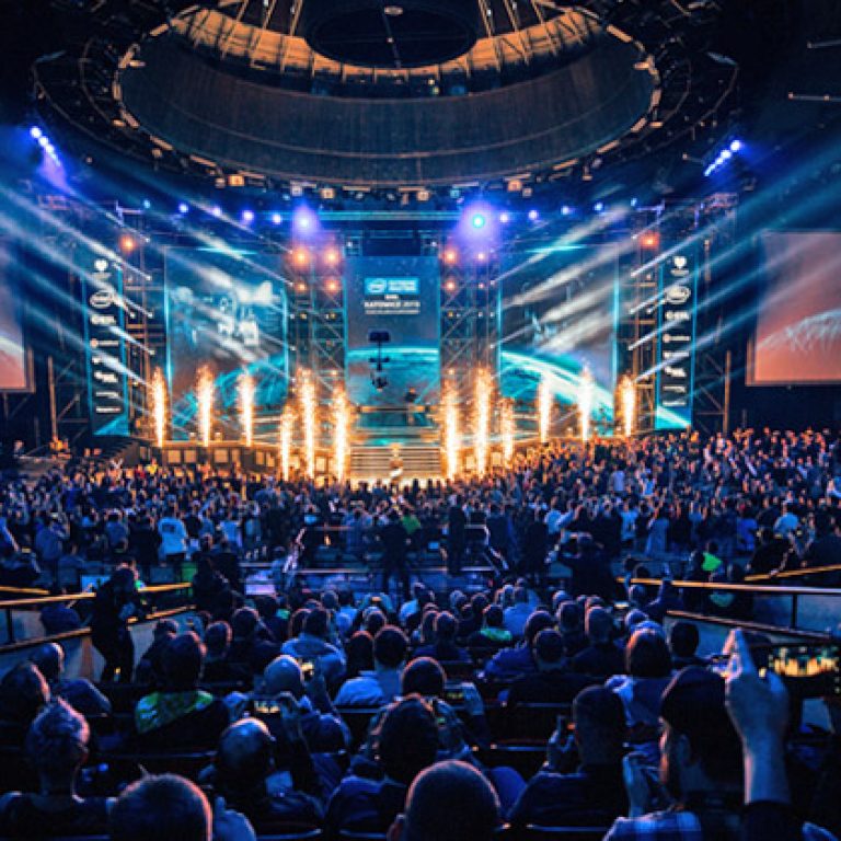 intel-extreme-masters-katowice-2025te-mucadele-edecek-takimlar-duyuruldu-STS3ZIss.jpg
